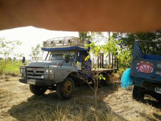 ขายเทรลเลอร์หัวยาว เครื่อง165แรง มีบันไดขึ้นรถเกี่ยวข้าว ราคา220,000 สนใจโทร 090-8588220คุณนะ 093-3258446คุณบิว